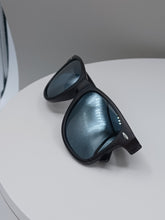 Load image into Gallery viewer, F-1 Black Woods Smoke