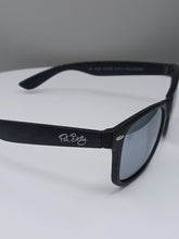 Load image into Gallery viewer, F-1 Black Woods Smoke